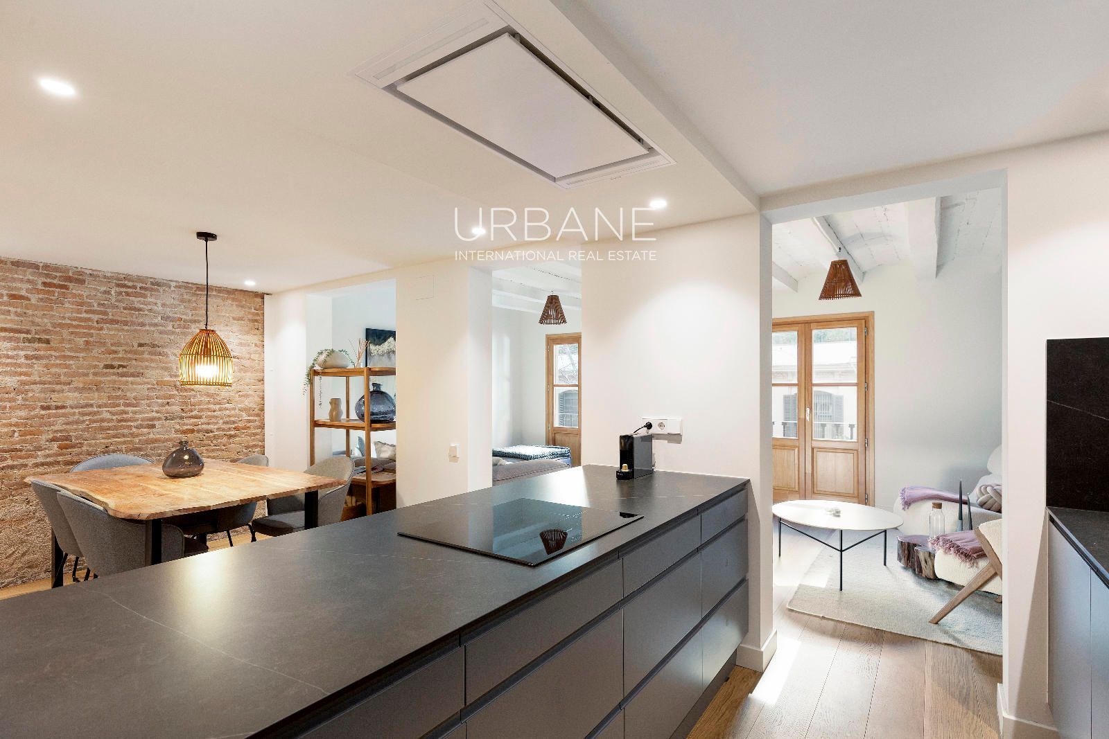 Kitchen of Flat to rent in  Barcelona Capital  with Air Conditioner, Heating and Parquet flooring