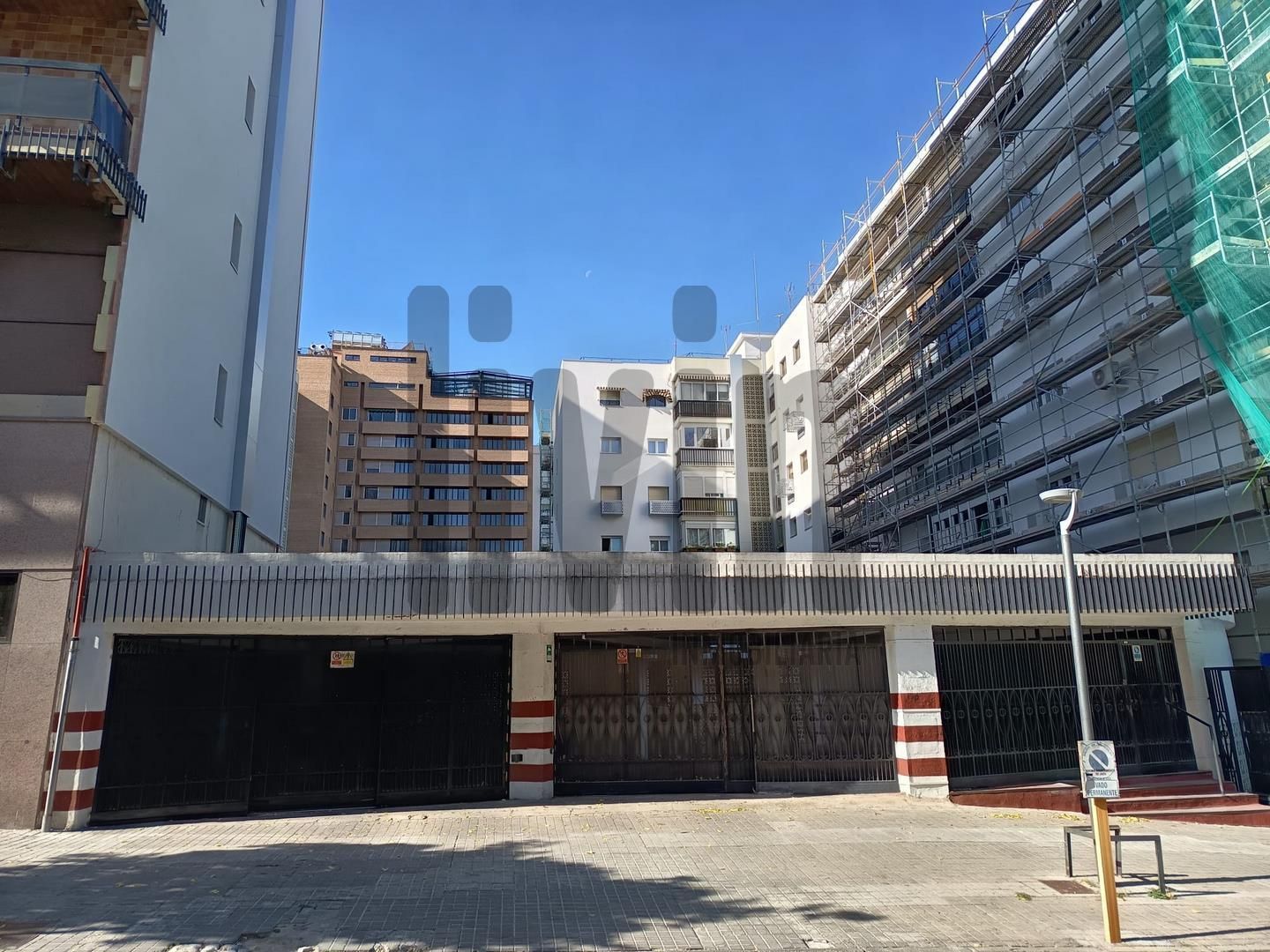 Vista exterior de Traster en venda en  Jaén Capital