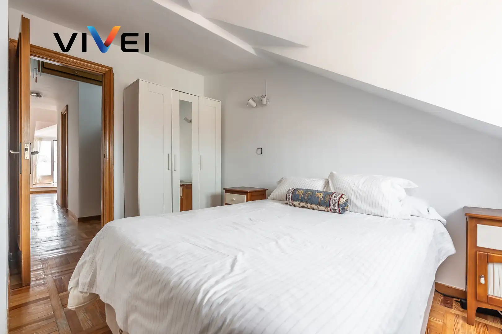 Habitación de Ático en venta en Madrid con Calefacción y Terraza