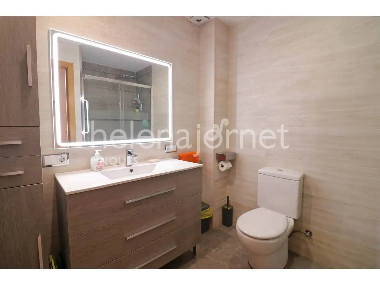 Badezimmer von Wohnung zum Verkauf in Sant Feliu de Guíxols mit Heizung, Balkon und Alarm