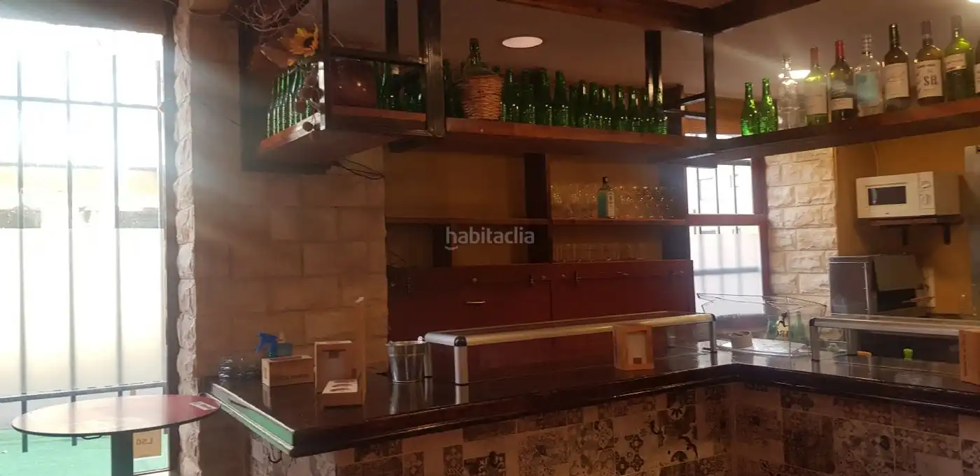 Business premises for sale in Calle de Ramos Carrión 10, imagen 2