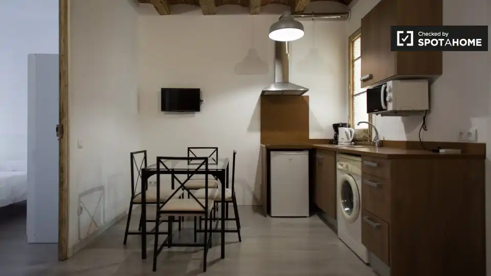 Flat with terrace to rent in Gràcia, imagen 4