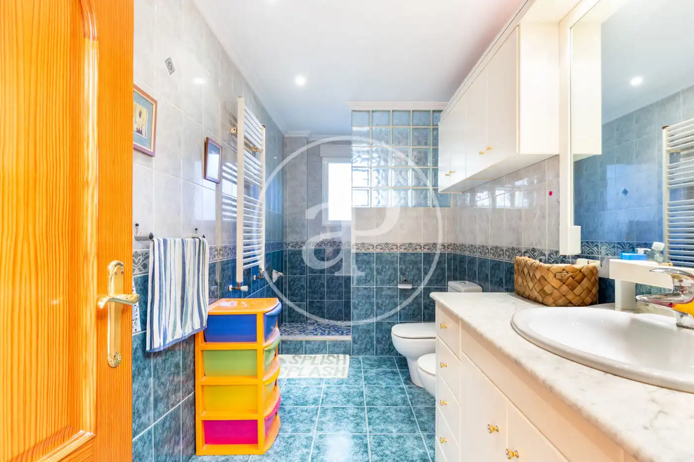 Bathroom of Houses for sale in Serra  with Air Conditioner, Heating and Private garden