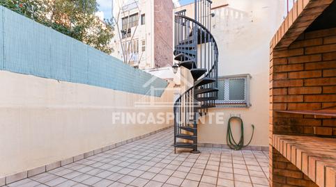 Foto 4 de Casa adosada en venda a Carrer de la Nació, El Camp de l'Arpa del Clot,  Barcelona Capital