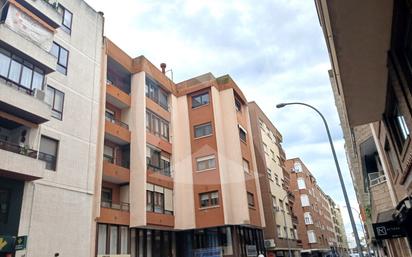 Exterior view of Flat for sale in Badajoz Capital  with Terrace, Oven and Washing machine