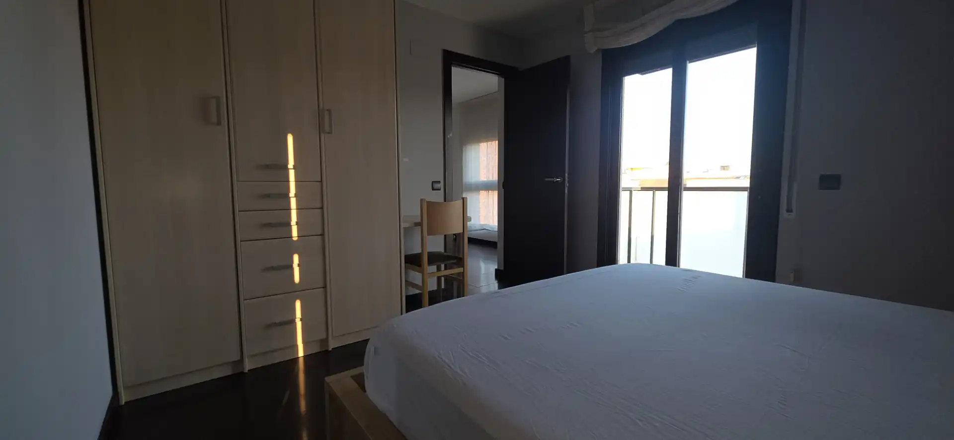 Habitación de Apartamento en venta en Manresa con Aire acondicionado, Calefacción y Jardín privado