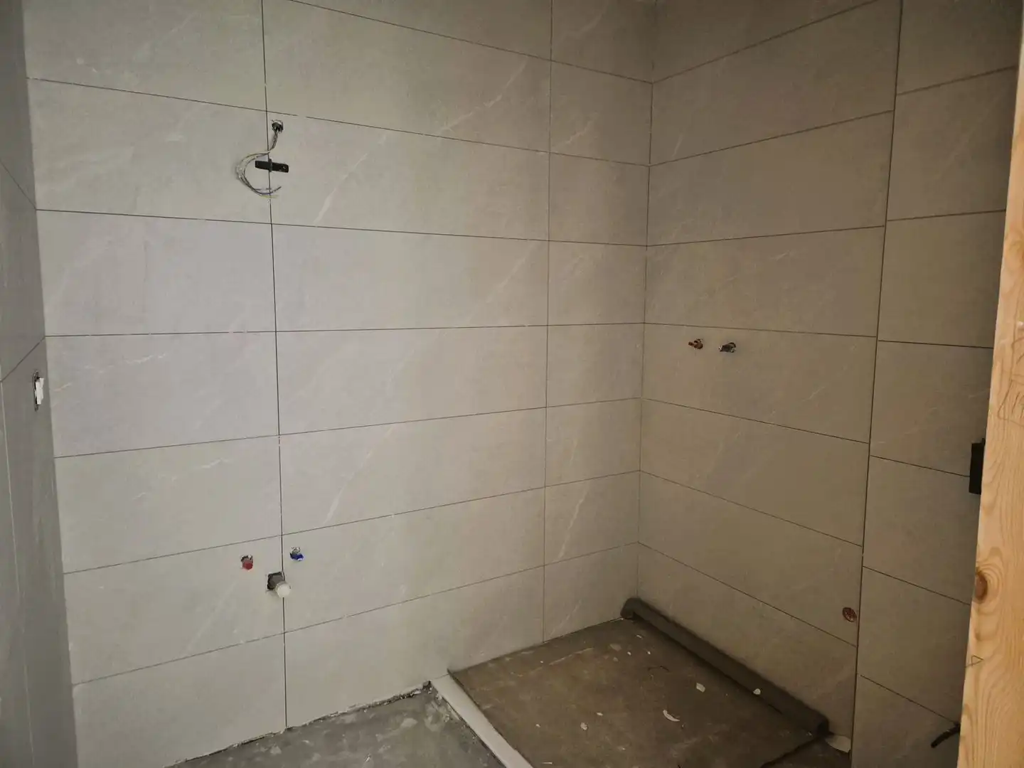 Bany de Pis en venda en Gijón  amb Calefacció i Piscina