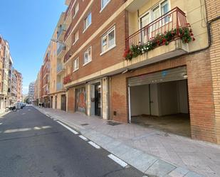 Vista exterior de Local en venda en Salamanca Capital