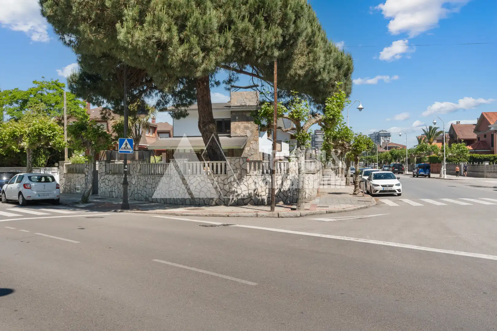Vista exterior de Casa o chalet en venta en Castrillón con Calefacción, Jardín privado y Terraza