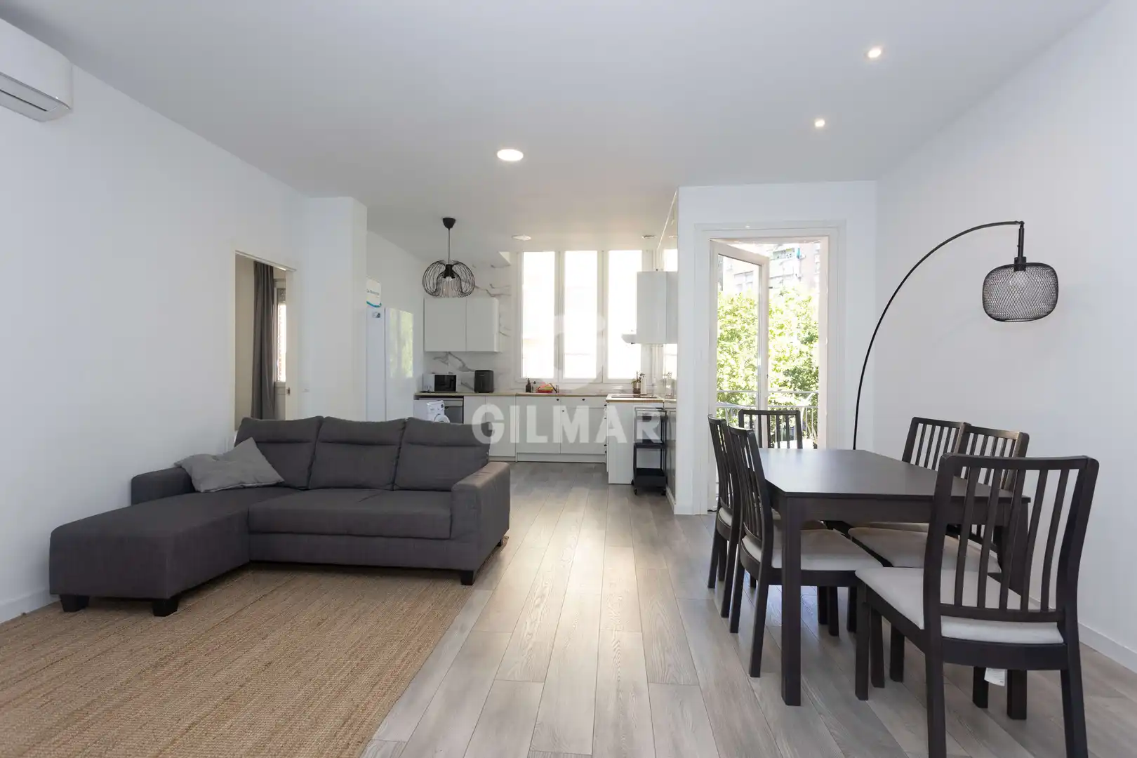 Sala de estar de Piso en venta en Madrid con Calefacción y Balcón