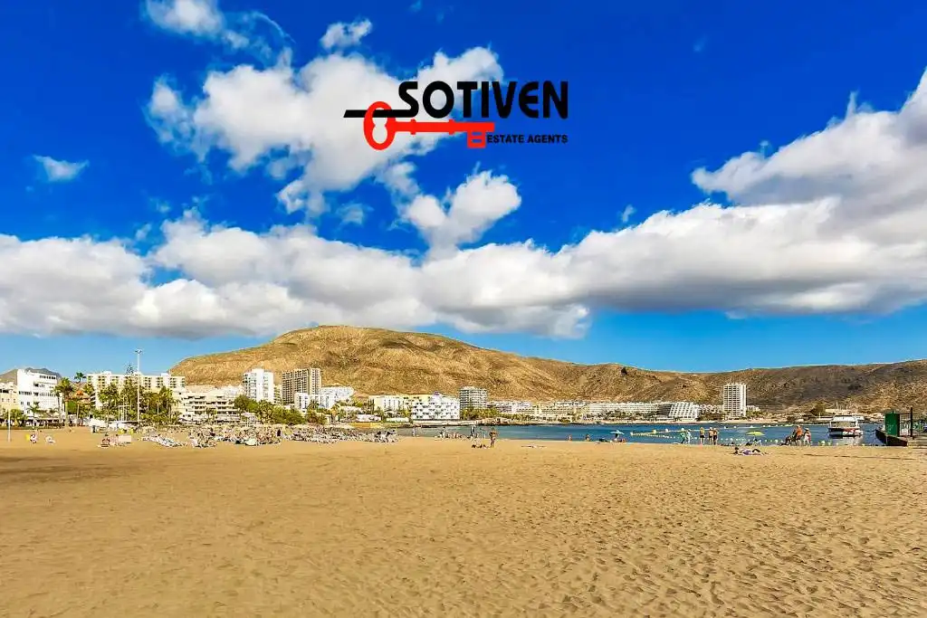 Exterior view of Apartments for rent in Arona  with Terrace, Balcony and Community pool