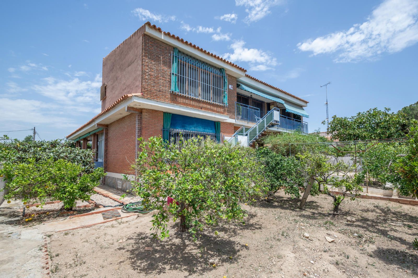Vista exterior de Casa o xalet en venda en Alicante / Alacant amb Terrassa i Traster
