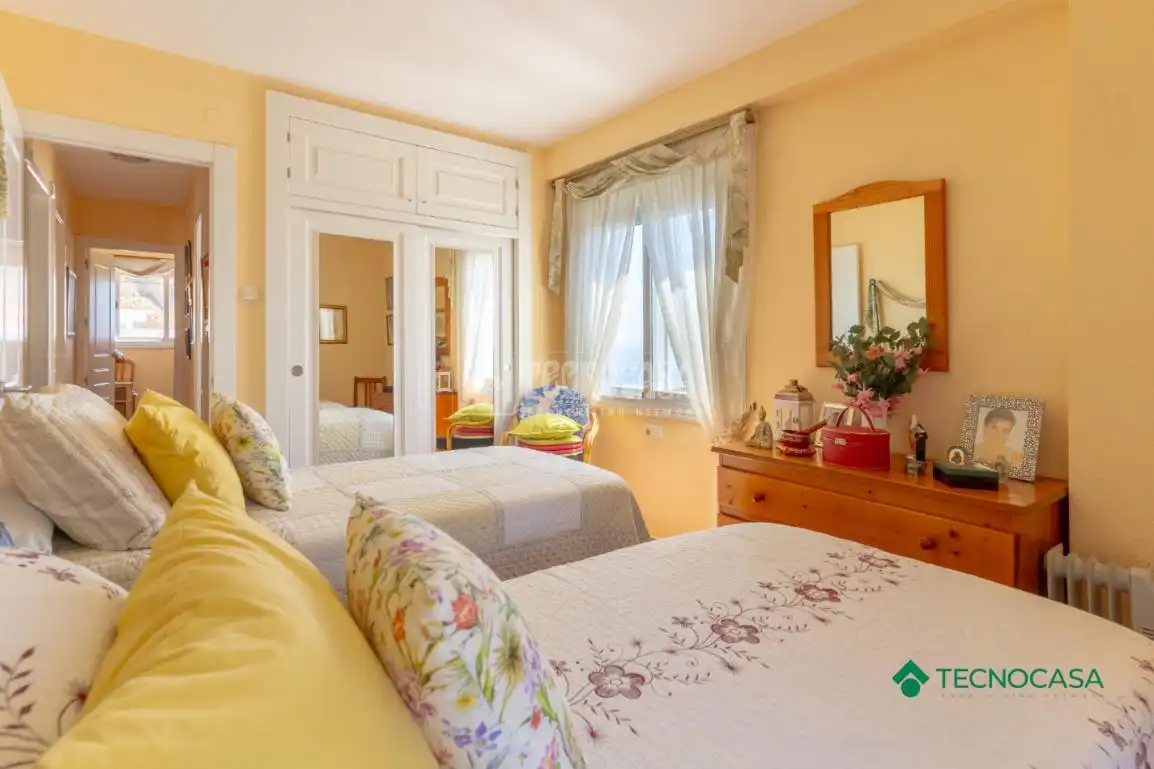 Habitación de Piso en venta en Roquetas de Mar con Aire acondicionado