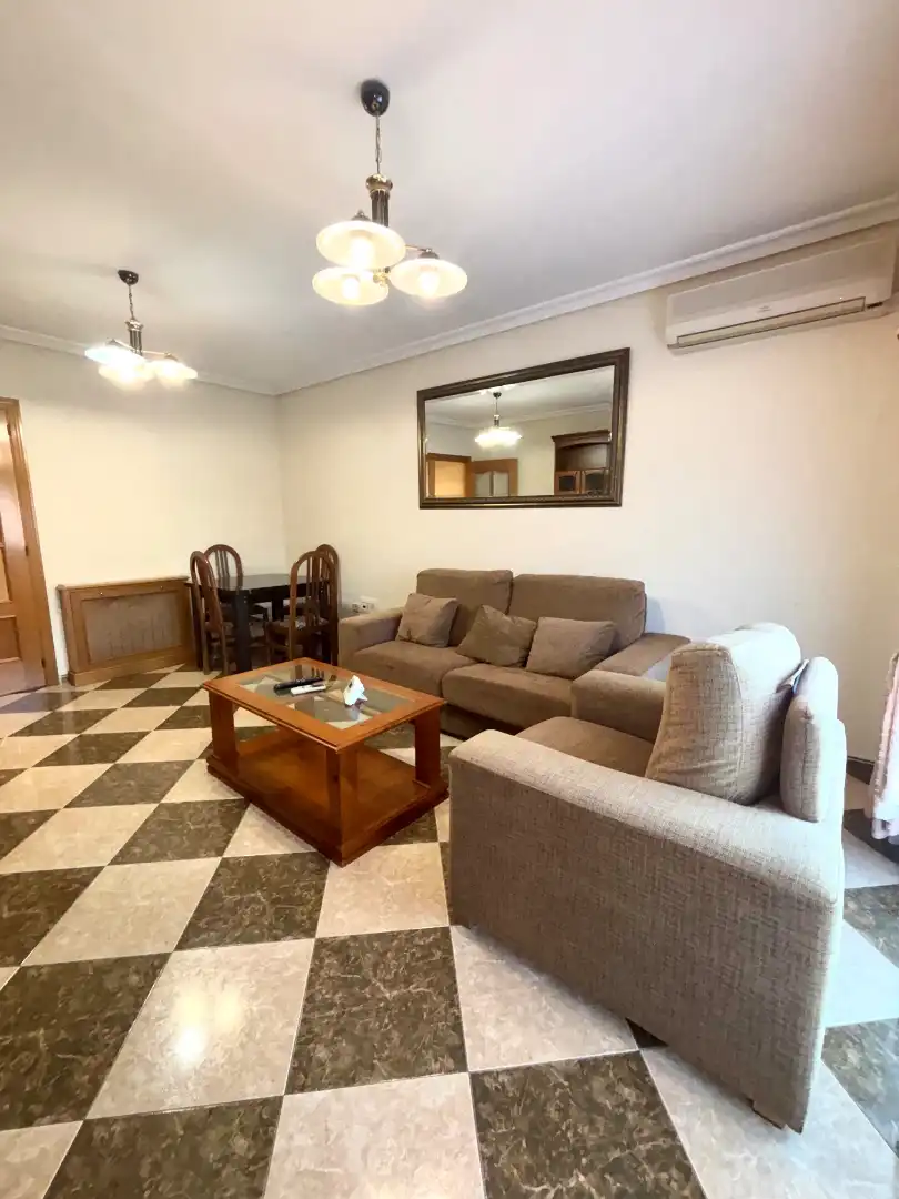 Flat with lift to rent in Avenida Cañada Real 18, imagen 4