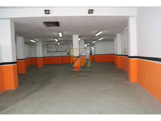 Local comercial en Venta en Vázquez de Mella en Vallobín