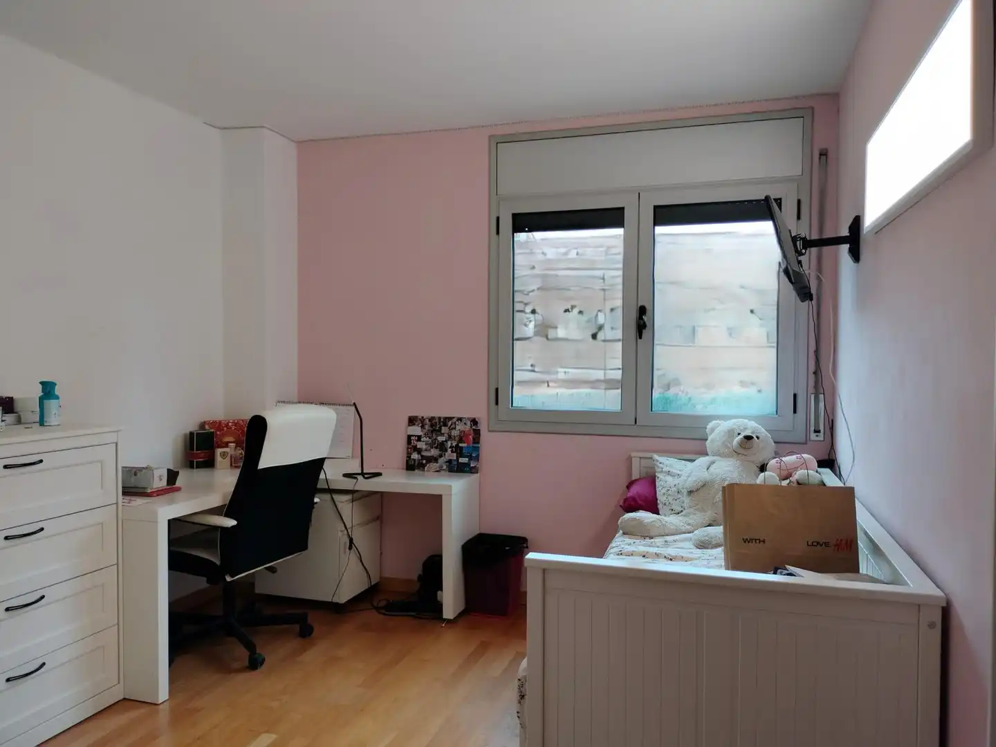 Bedroom of Detached homes for sale in Sabadell  with Private garden, Terrace and Storage room