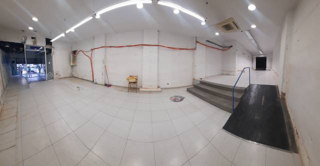 Local comercial en Alquiler en Carrer Francesc Macià, 60 en Vinyets - Molí Vell