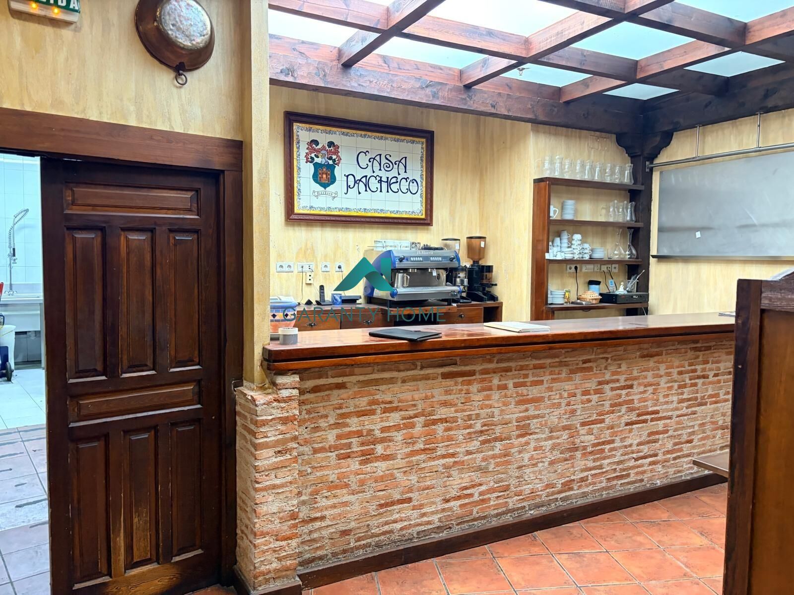 Local en venda en Tres Cantos amb Aire condicionat i Moblat