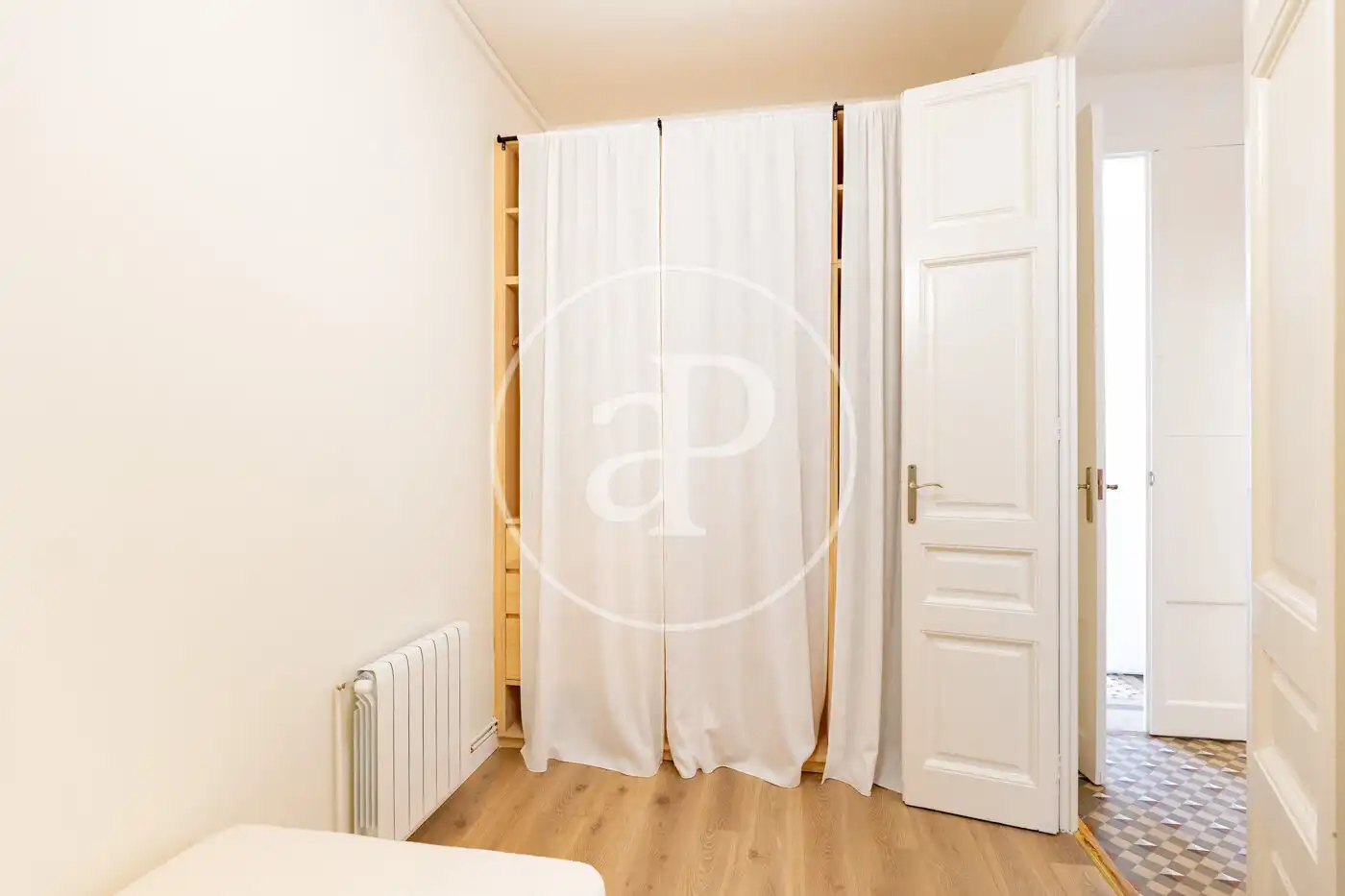 Schlafzimmer von Wohnung zum Verkauf in Barcelona mit Klimaanlage, Heizung und Möbliert