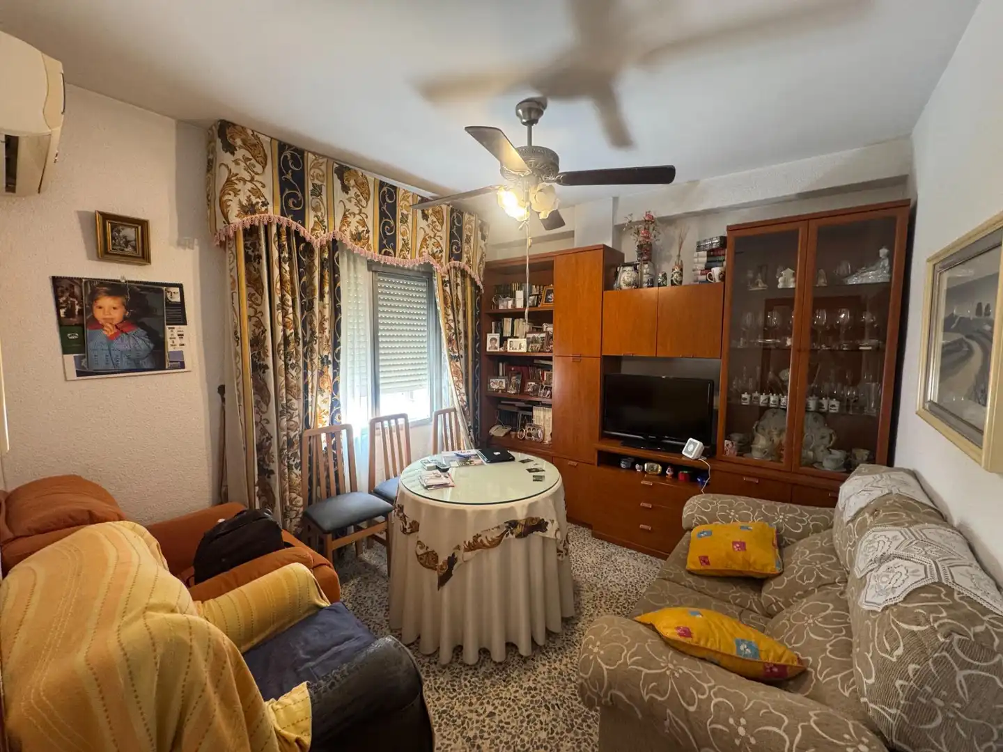 Living room of Flat for sale in Córdoba  with Air Conditioner and Balcony