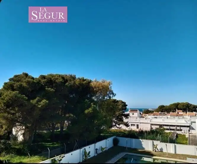 Exterior view of Flat for sale in Conil de la Frontera  with Terrace, Furnished and Community pool