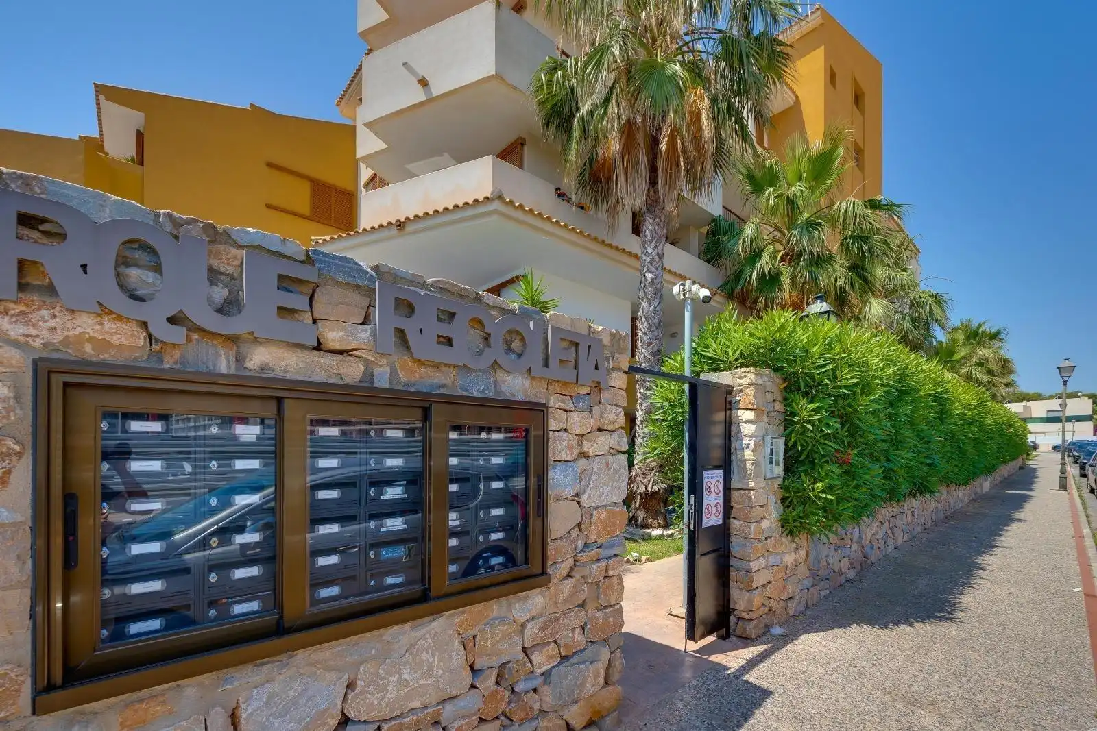 Apartments for sale in Calle C. Mar de Fondo, 2, Punta Prima