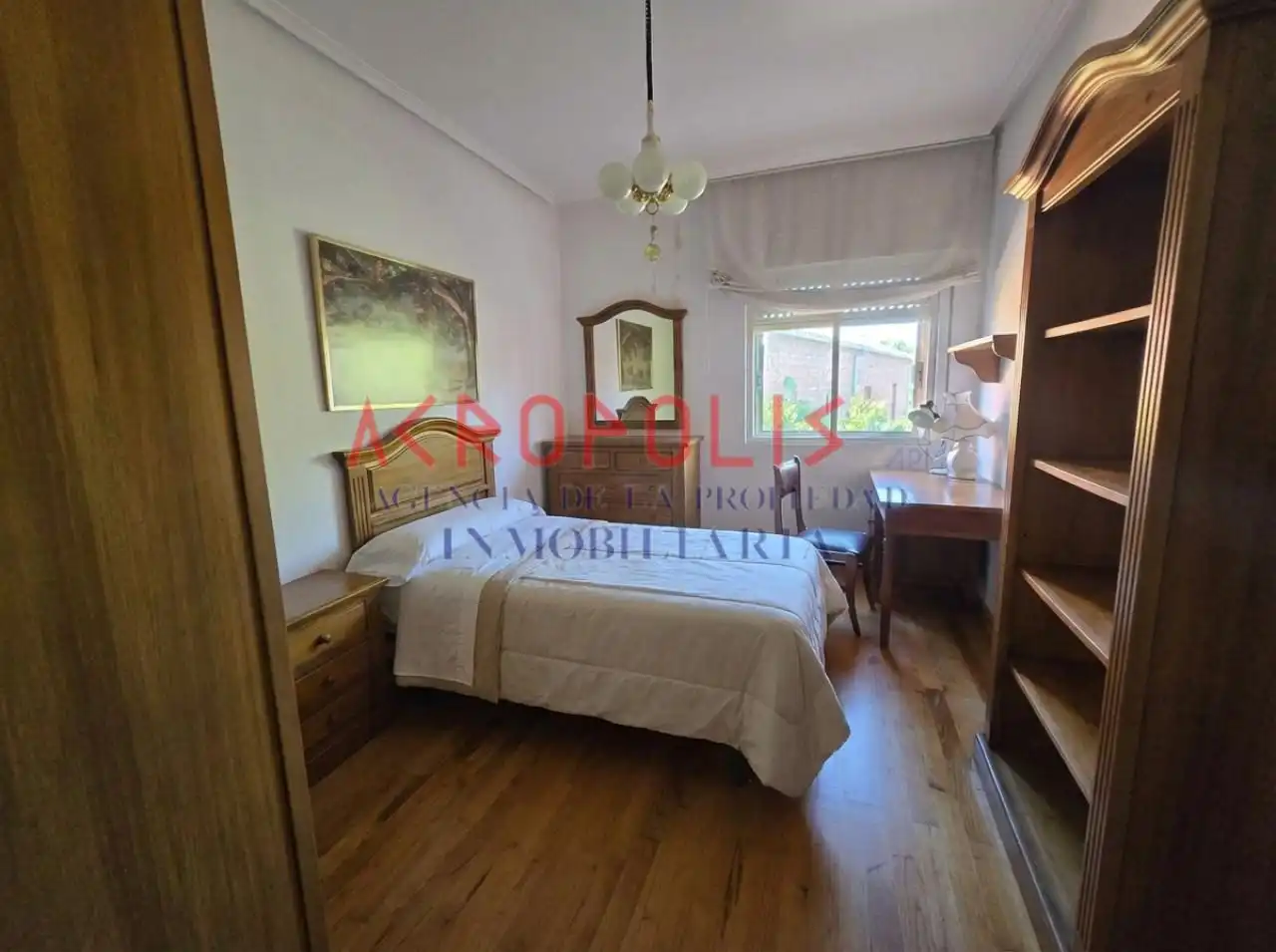 Bedroom of Houses for sale in Onzonilla  with Heating and Storage room