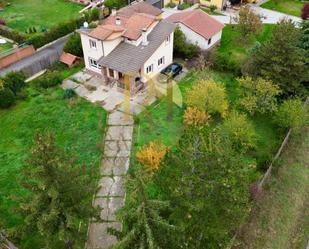 Casa o xalet en venda en Garrafe de Torío amb Calefacció, Jardí privat i Moblat