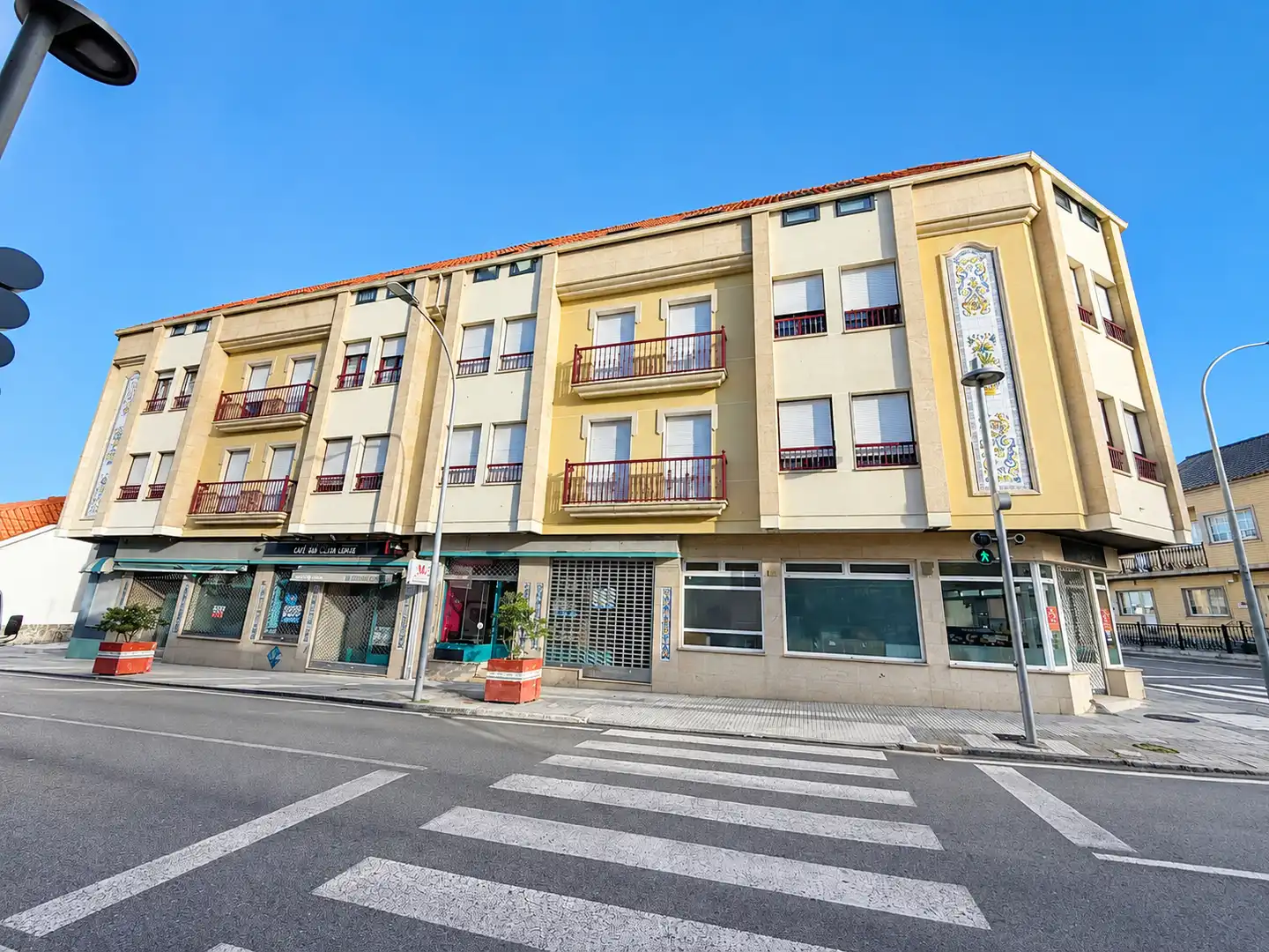Exterior view of Flat for sale in Aguiño