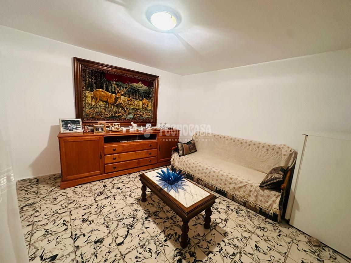 Single-family semi-detached for sale