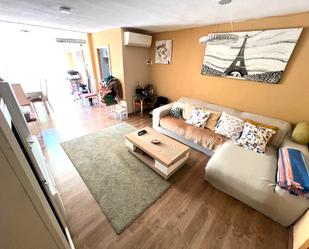 Living room of Flat for sale in  Madrid Capital  with Air Conditioner