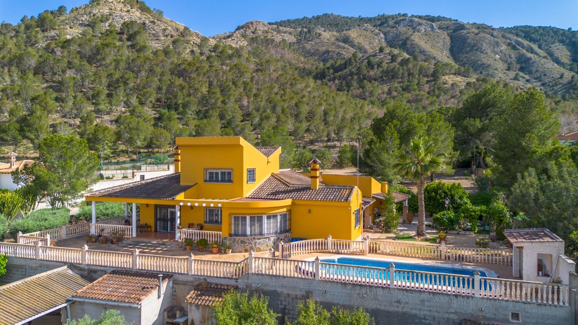 Vista exterior de Casa o chalet en venta en Orihuela con Jardín privado, Terraza y Trastero