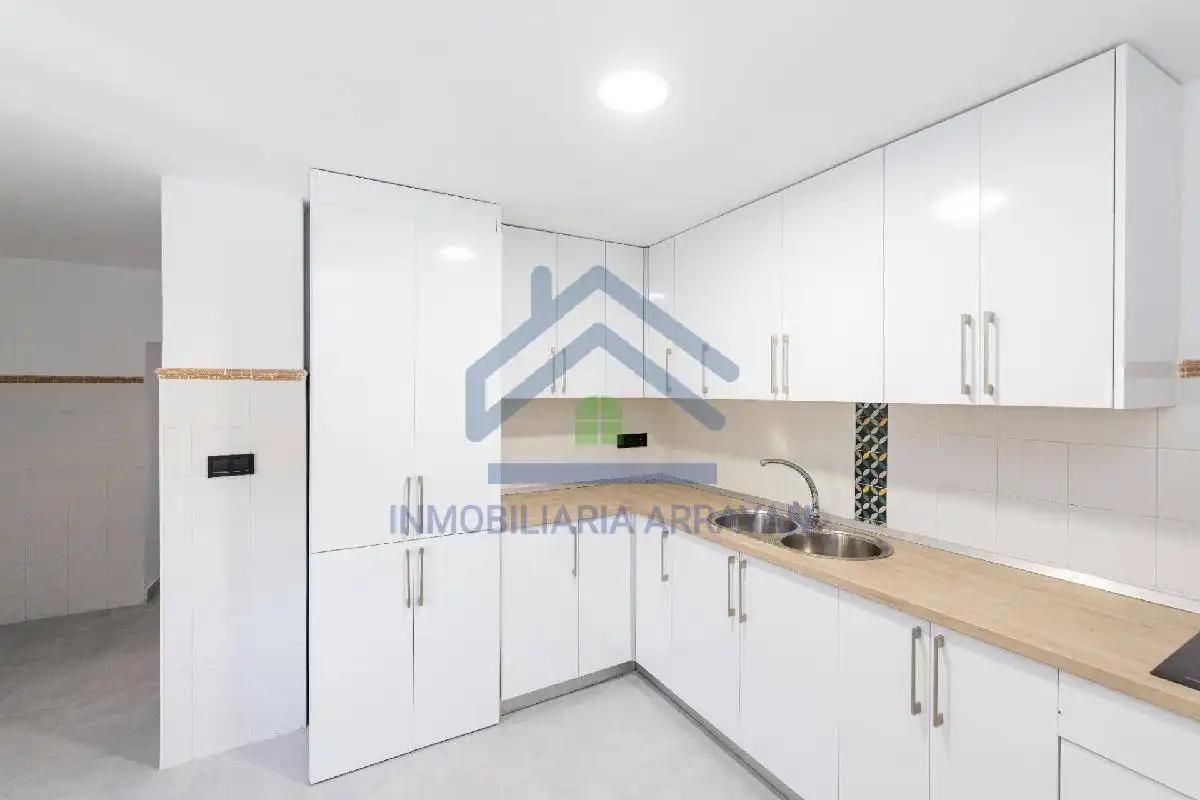 Maison avec terrasse à vendre à Barrio de la Vega, imagen 7