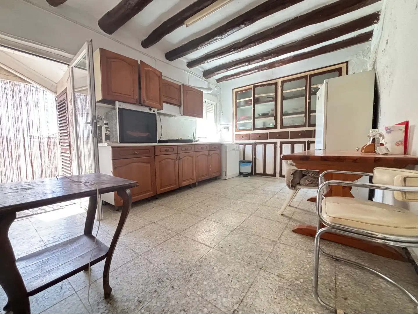 Cuina de Casa o xalet en venda en Monegrillo amb Jardí privat, Terrassa i Moblat