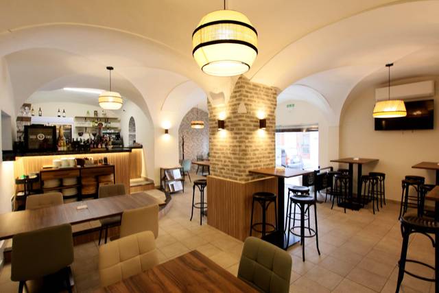 Local comercial en Alquiler en Calle de Cánovas en Montijo