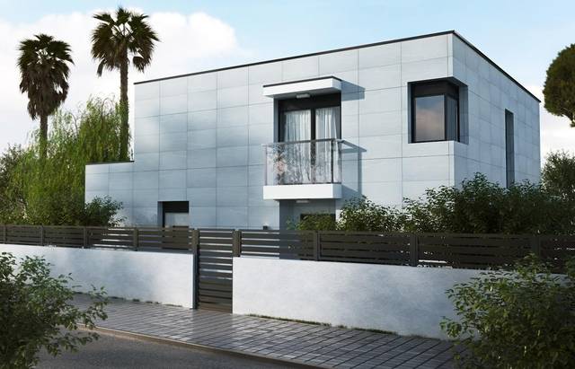 Casa-chalet en Venta en La Fosca - Cala Margarida