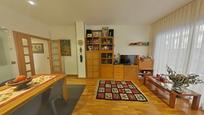 Living room of Flat for sale in  Barcelona Capital  with Heating, Parquet flooring and Balcony