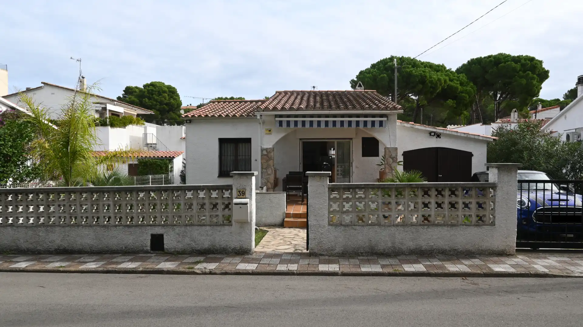 Vista exterior de Casa o chalet en venta en L'Escala con Calefacción, Jardín privado y Terraza