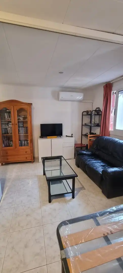 Sala d'estar de Pis en venda en Barcelona amb Aire condicionat