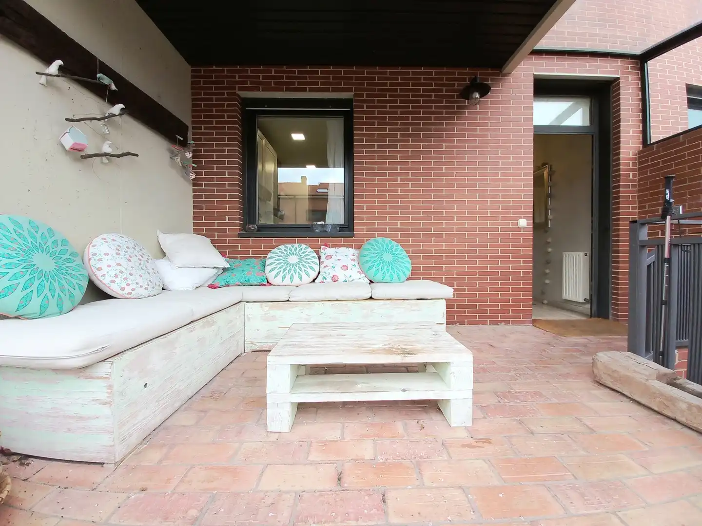 Terrassa de Casa adosada en venda en Burgos amb Jardí privat