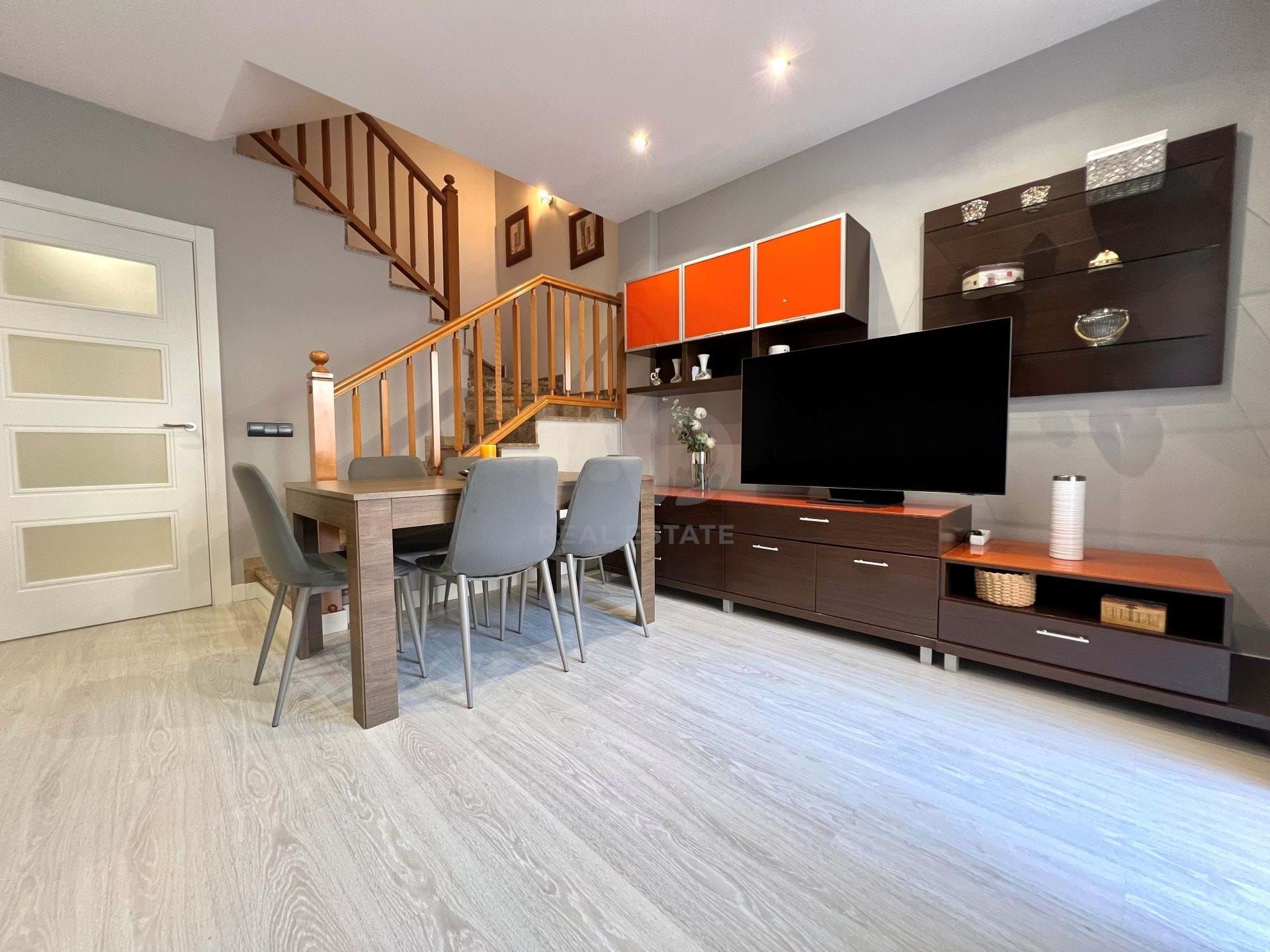 Sala d'estar de Casa o xalet en venda en Reus amb Aire condicionat, Calefacció i Terrassa