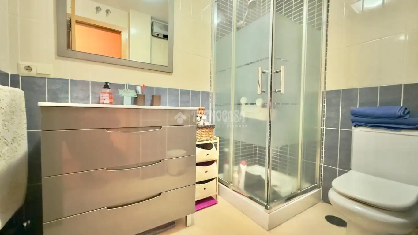Piso en venta en C. Bécquer, Fuensalida