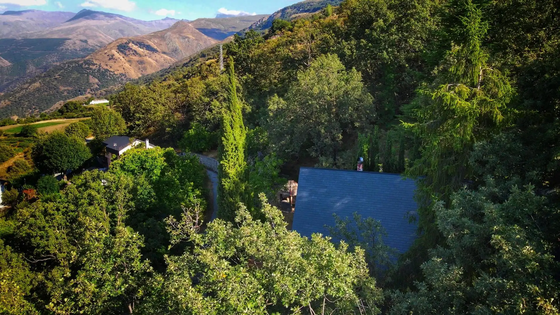 Vista exterior de Casa o chalet en venta en Güéjar Sierra con Calefacción, Jardín privado y Terraza