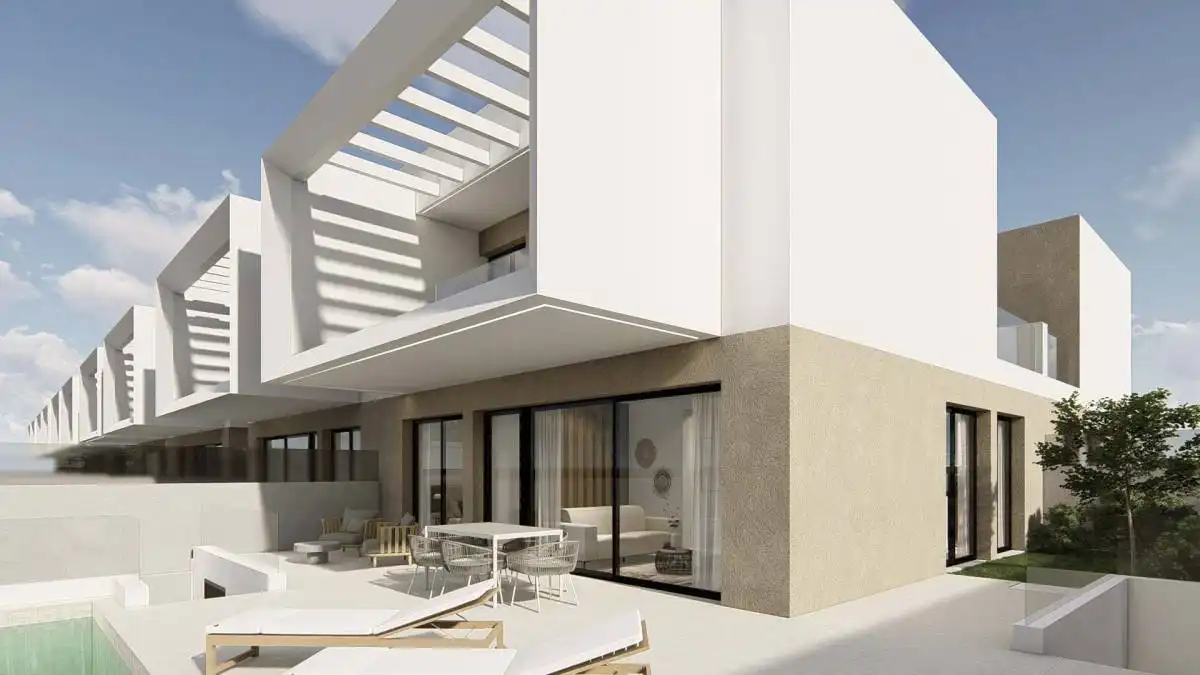 Chalet con piscina en venta en Lugar Sector 4