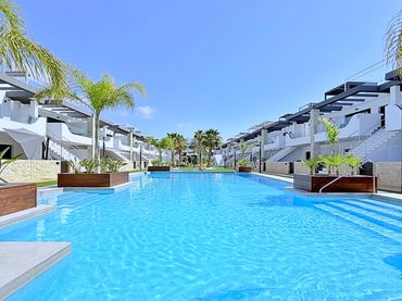 Penthouse mit Pool zum Verkauf in Orihuela Costa