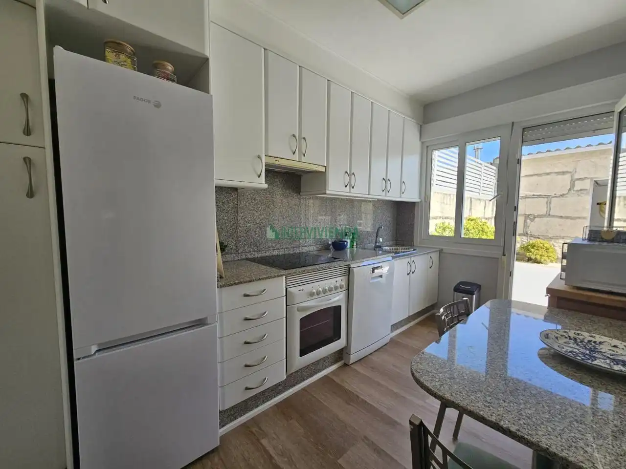 Cocina de Casa o chalet en venta en Sanxenxo con Calefacción y Jardín privado