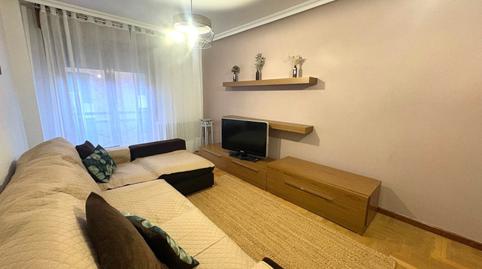 Foto 2 de Pis de lloguer a Salesas - Foncalada - Campoamor, Asturias