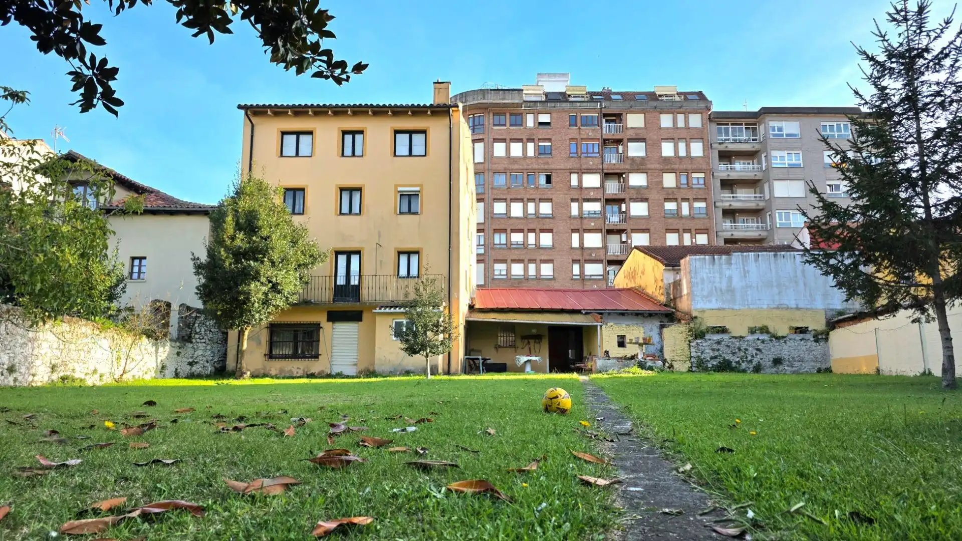 Vista exterior de Casa o chalet en venta en Colindres