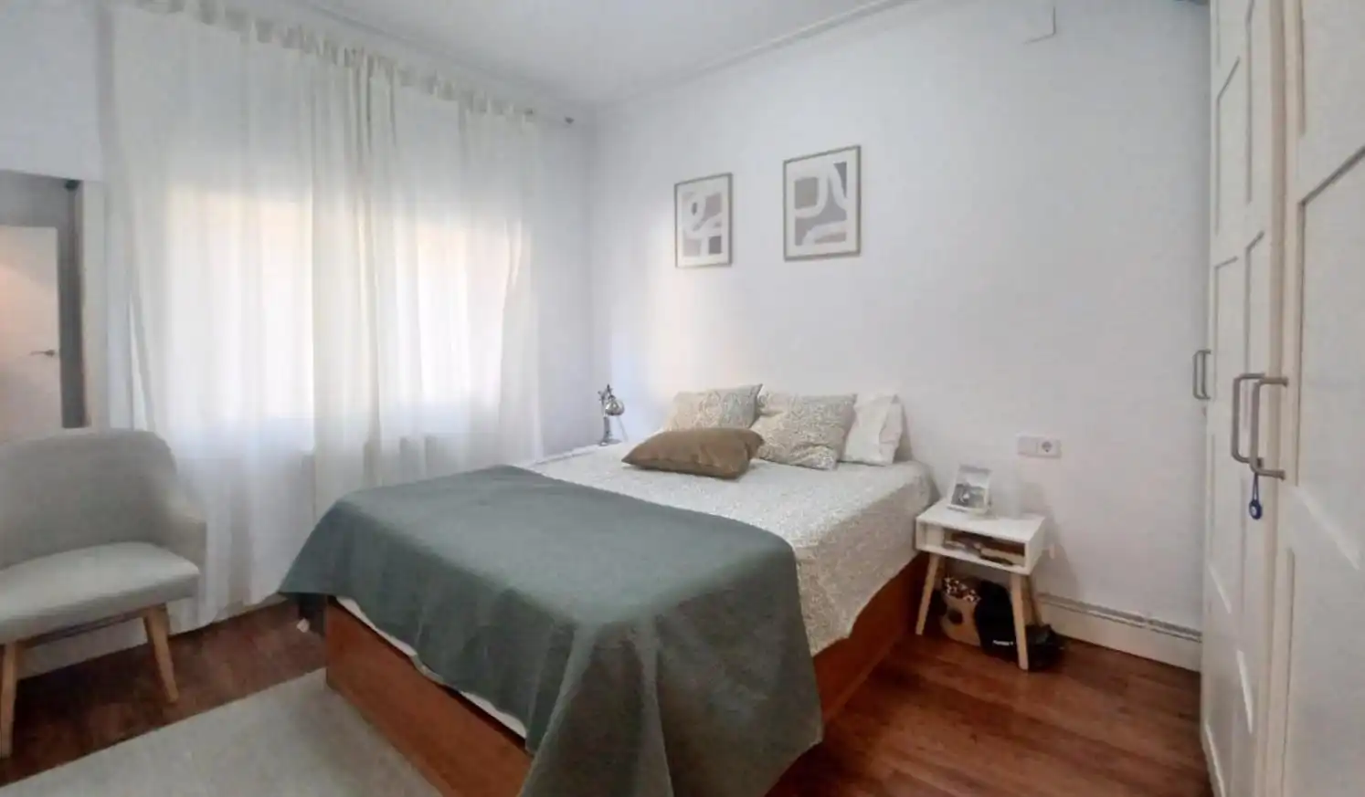 Habitación de Piso en venta en Barcelona con Calefacción