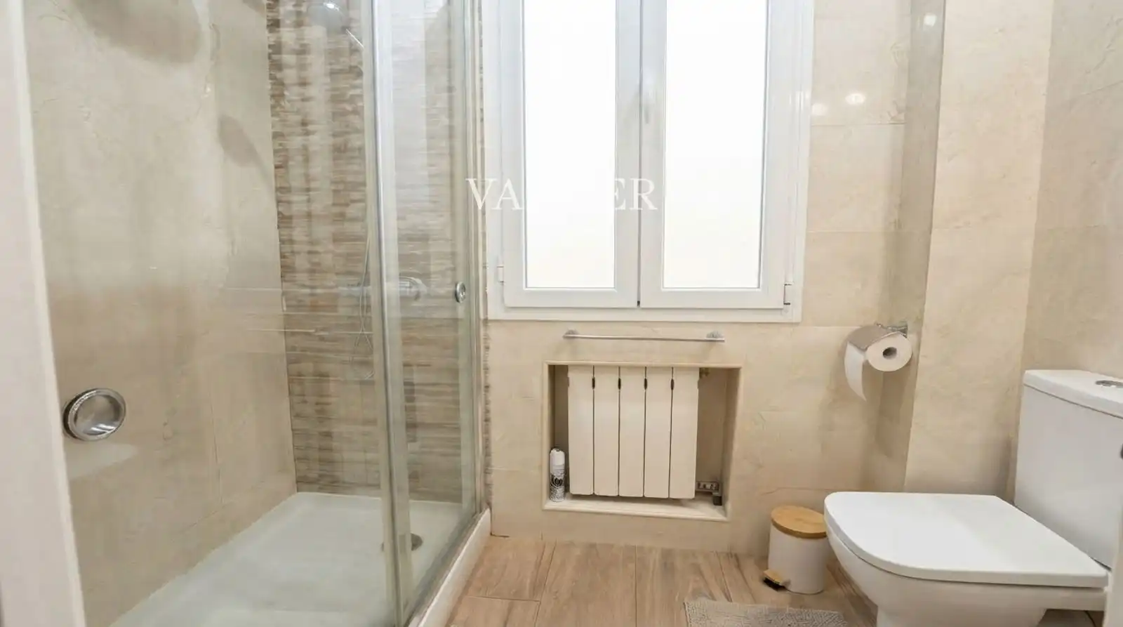 Badezimmer von Wohnung zur Miete in Retiro